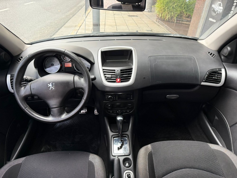 Peugeot 207 Xt — foto 2